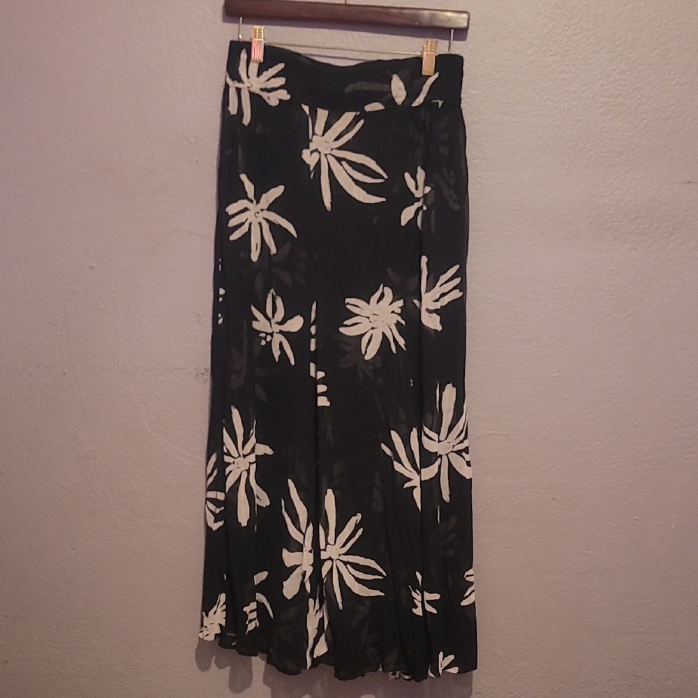 Floral Black and White Women's Skirt